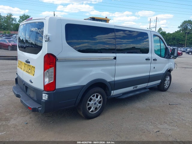 Ford Transit-150 Xlt 2015 1FMZK1YM8FKA97679 Image 4