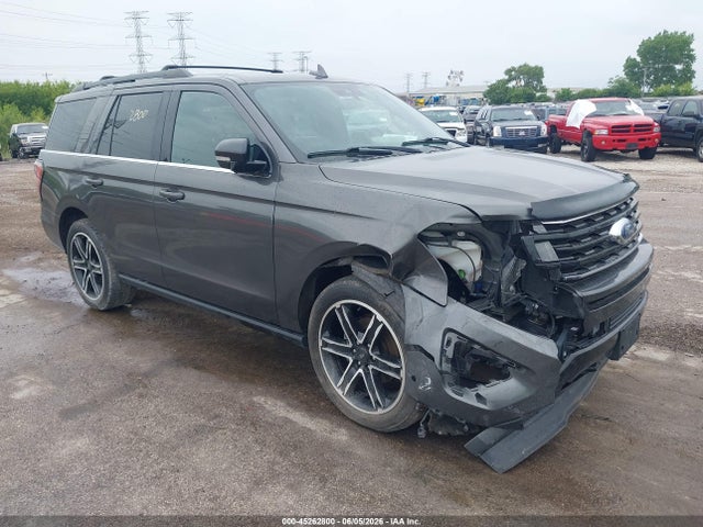 Ford Expedition Limited 2019 1FMJU2AT2KEA57024 Image 1
