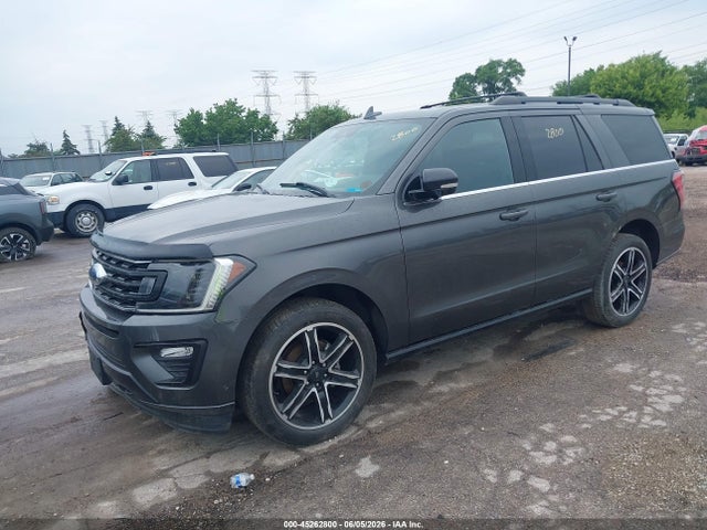 Ford Expedition Limited 2019 1FMJU2AT2KEA57024 Image 2