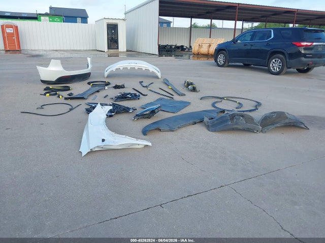 45262824 :رقم المزاد ، 5YJYGDEE4MF063426 vin ، 2021 Tesla Model Y Long Range Dual Motor All-wheel Drive مزاد بيع