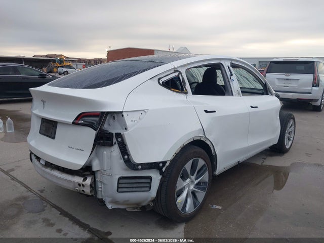 45262824 :رقم المزاد ، 5YJYGDEE4MF063426 vin ، 2021 Tesla Model Y Long Range Dual Motor All-wheel Drive مزاد بيع