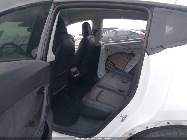 45262824 :رقم المزاد ، 5YJYGDEE4MF063426 vin ، 2021 Tesla Model Y Long Range Dual Motor All-wheel Drive مزاد بيع