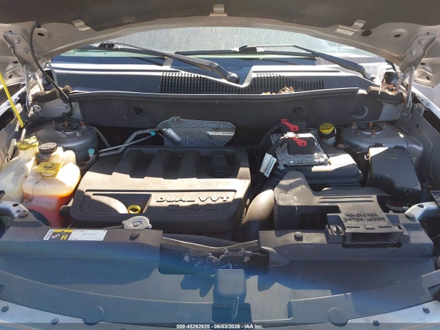 45262825 :رقم المزاد ، 1C4NJDBB2FD416643 vin ، 2015 Jeep Compass Sport مزاد بيع