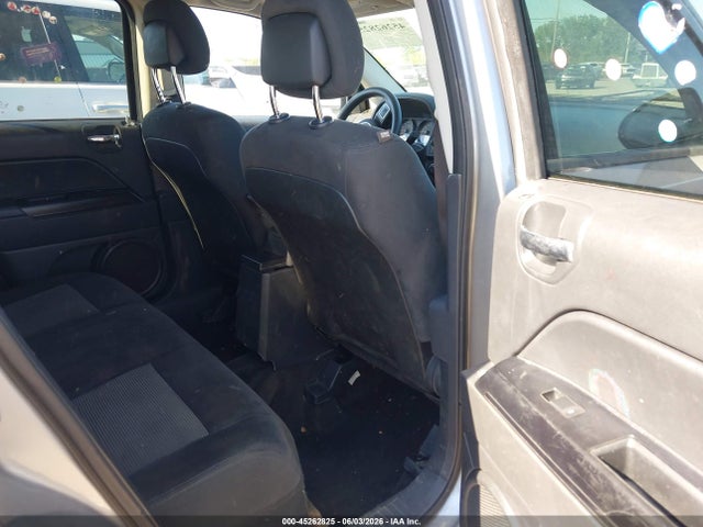 45262825 :رقم المزاد ، 1C4NJDBB2FD416643 vin ، 2015 Jeep Compass Sport مزاد بيع