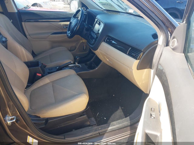 45262900 :رقم المزاد ، JA4AZ3A37GZ058126 vin ، 2016 Mitsubishi Outlander Sel مزاد بيع