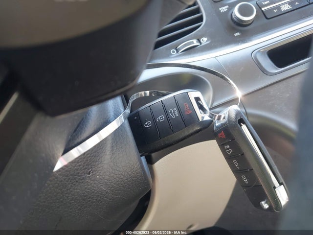 Auction sale of the 2015 Kia Optima Lx, vin: 5XXGM4A71FG415857, lot number: 45262923