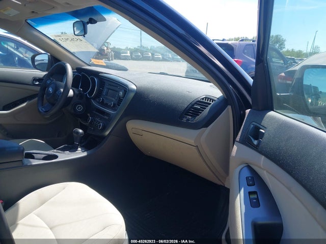 Auction sale of the 2015 Kia Optima Lx, vin: 5XXGM4A71FG415857, lot number: 45262923