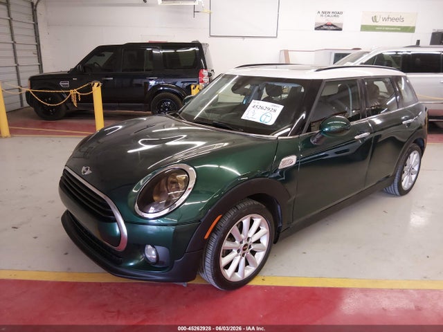 Продаж на аукціоні авто 2019 Mini Clubman Cooper S, vin: WMWLN9C5XK2E51812, номер лоту: 45262928