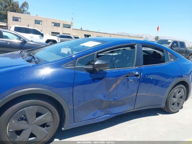 45262996 :رقم المزاد ، JTDACAAU8P3006933 vin ، 2023 Toyota Prius Le مزاد بيع