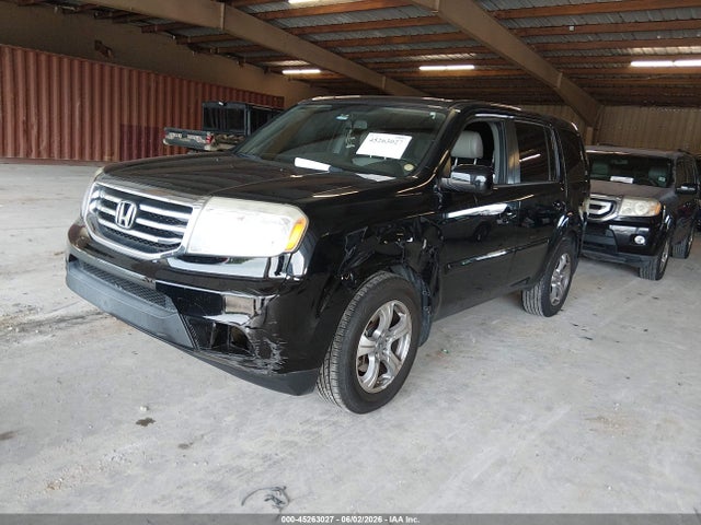 45263027 :رقم المزاد ، 5FNYF3H71FB015380 vin ، 2015 Honda Pilot Ex-l مزاد بيع