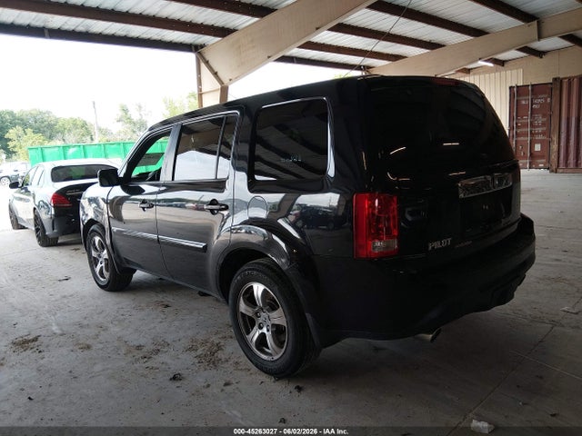 45263027 :رقم المزاد ، 5FNYF3H71FB015380 vin ، 2015 Honda Pilot Ex-l مزاد بيع