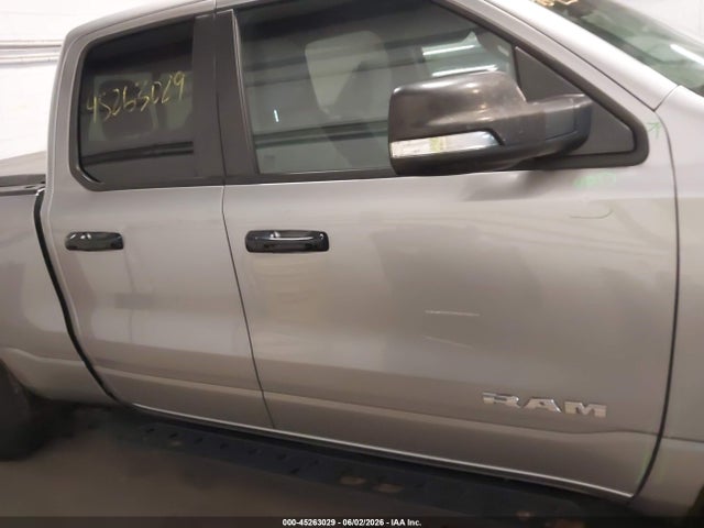 45263029 :رقم المزاد ، 1C6RRFBGXMN615388 vin ، 2021 Ram 1500 Big Horn  4x4 6'4 Box مزاد بيع