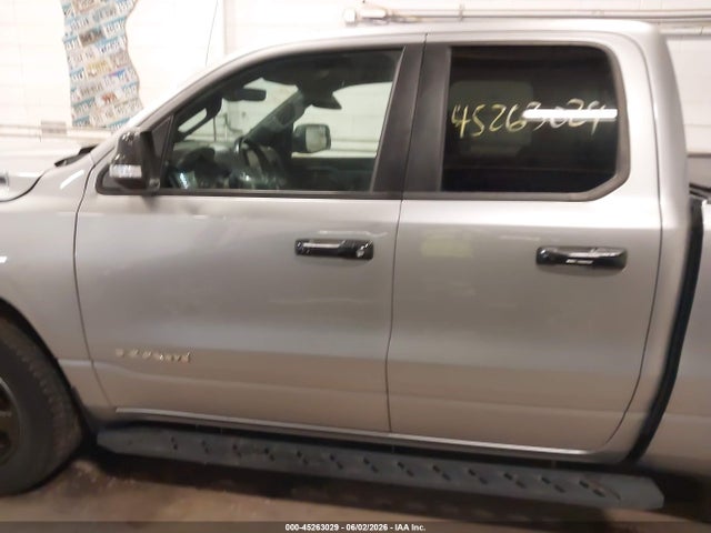 45263029 :رقم المزاد ، 1C6RRFBGXMN615388 vin ، 2021 Ram 1500 Big Horn  4x4 6'4 Box مزاد بيع