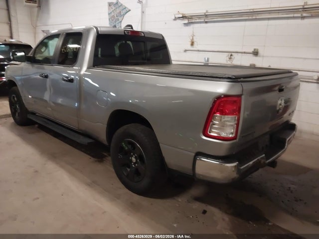 45263029 :رقم المزاد ، 1C6RRFBGXMN615388 vin ، 2021 Ram 1500 Big Horn  4x4 6'4 Box مزاد بيع