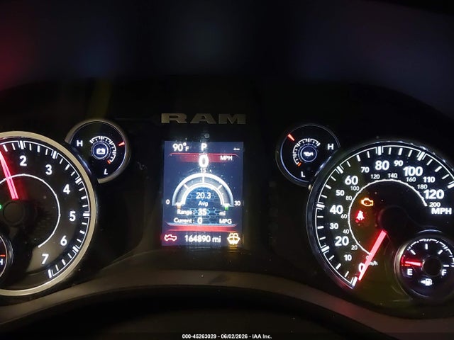 45263029 :رقم المزاد ، 1C6RRFBGXMN615388 vin ، 2021 Ram 1500 Big Horn  4x4 6'4 Box مزاد بيع
