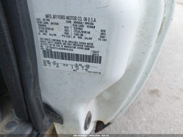 45263037 :رقم المزاد ، 1FTNX21L6XEB56336 vin ، 1999 Ford F-250 Lariat/xl/xlt مزاد بيع