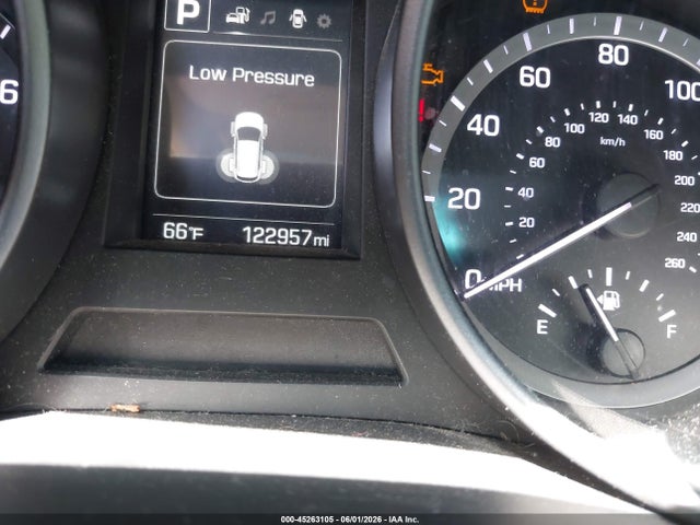 45263105 :رقم المزاد ، 5XYZTDLB6HG431001 vin ، 2017 Hyundai Santa Fe Sport 2.4l مزاد بيع