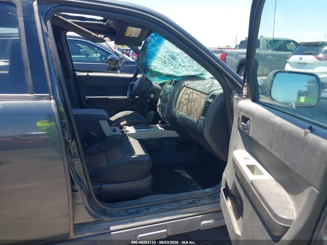 Продажа на аукционе авто 2008 Ford Escape Xlt, vin: 1FMCU931X8KA46411, номер лота: 45263133