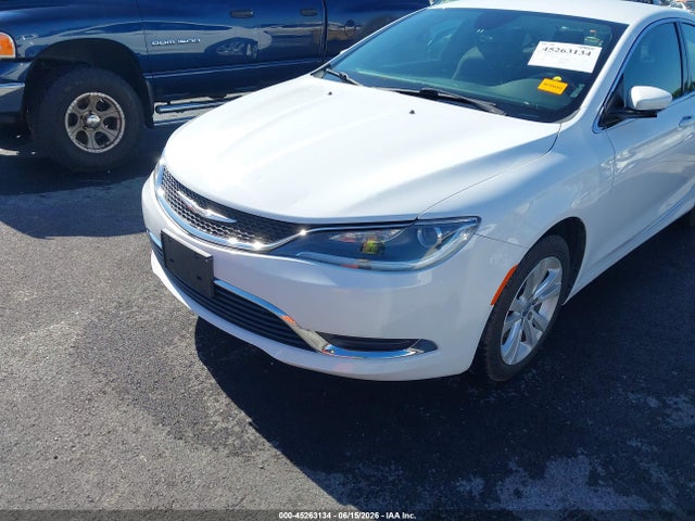 Продажа на аукционе авто 2015 Chrysler 200 Limited, vin: 1C3CCCAB8FN709961, номер лота: 45263134