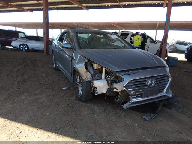Hyundai SONATA SE 2019 5NPE24AF6KH796124 головне зображення