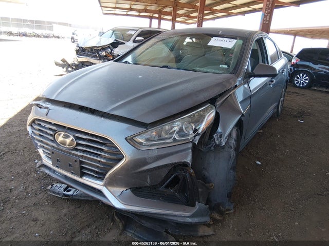Hyundai SONATA SE 2019 5NPE24AF6KH796124 Image 18