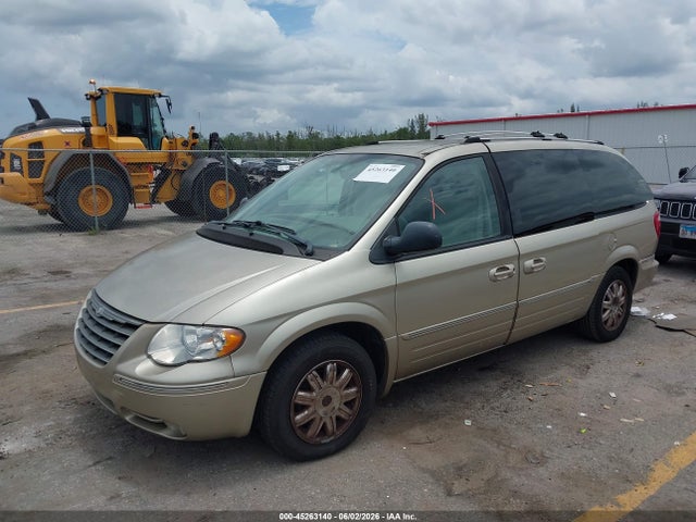 45263140 :رقم المزاد ، 2C8GP64L65R243633 vin ، 2005 Chrysler Town & Country Limited مزاد بيع