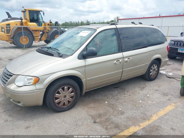 45263140 :رقم المزاد ، 2C8GP64L65R243633 vin ، 2005 Chrysler Town & Country Limited مزاد بيع