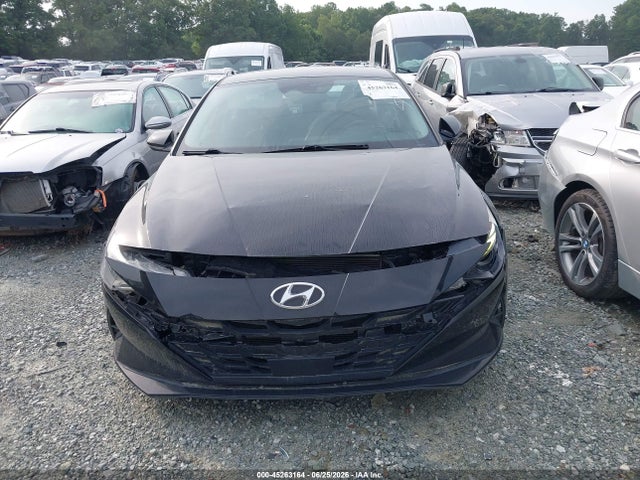 45263164 :رقم المزاد ، 5NPLS4AG9NH085327 vin ، 2022 Hyundai Elantra Sel مزاد بيع