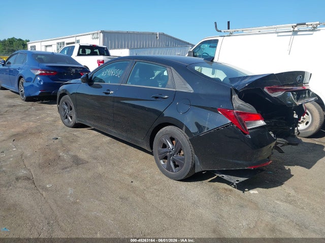 45263164 :رقم المزاد ، 5NPLS4AG9NH085327 vin ، 2022 Hyundai Elantra Sel مزاد بيع