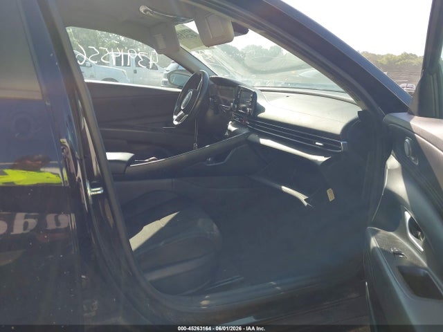 45263164 :رقم المزاد ، 5NPLS4AG9NH085327 vin ، 2022 Hyundai Elantra Sel مزاد بيع