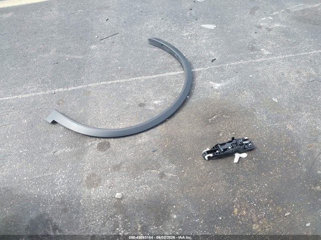 Tesla Model X Long Range 2024 7SAXCDE56RF460007 Image 11