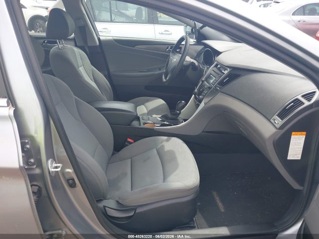 2014 Hyundai Sonata Hybrid მანქანა იყიდება აუქციონზე, vin: KMHEC4A42EA114116, აუქციონის ნომერი: 45263220