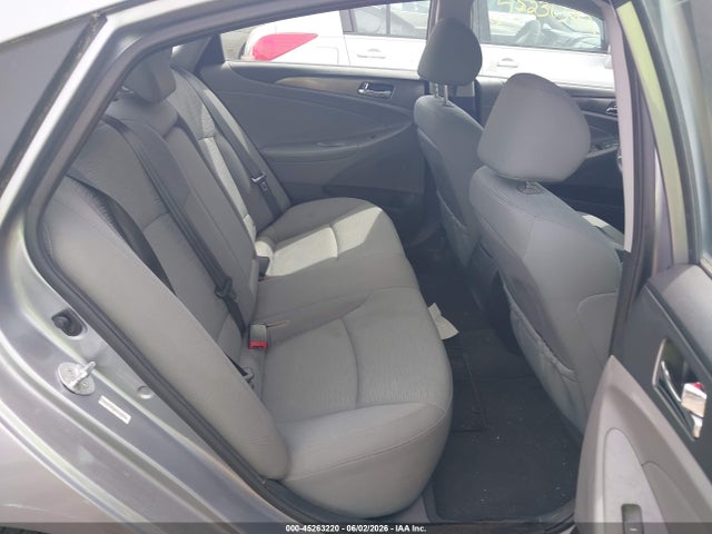 2014 Hyundai Sonata Hybrid მანქანა იყიდება აუქციონზე, vin: KMHEC4A42EA114116, აუქციონის ნომერი: 45263220