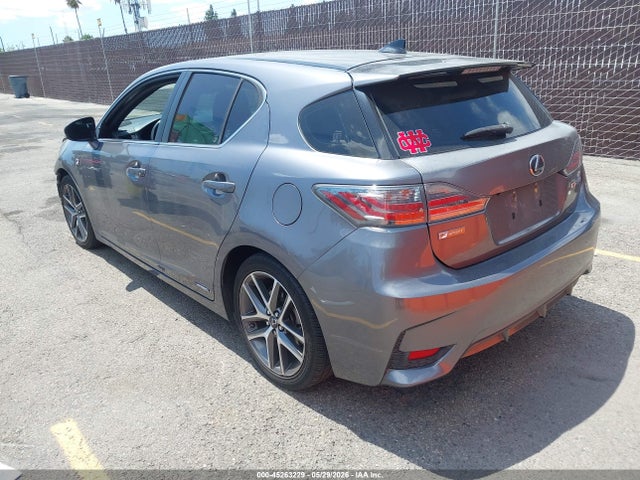 Lexus CT 200H 2015 JTHKD5BH8F2248831 Image 3