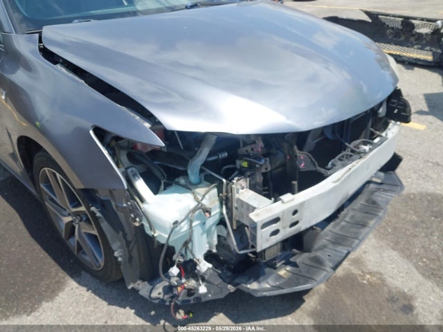 Lexus CT 200H 2015 JTHKD5BH8F2248831 Image 6