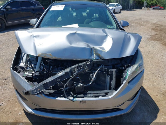 Hyundai Sonata Limited 2015 5NPE34AF1FH213459 Image 10