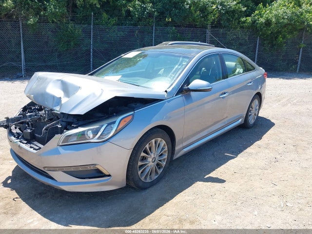 Hyundai Sonata Limited 2015 5NPE34AF1FH213459 Image 2