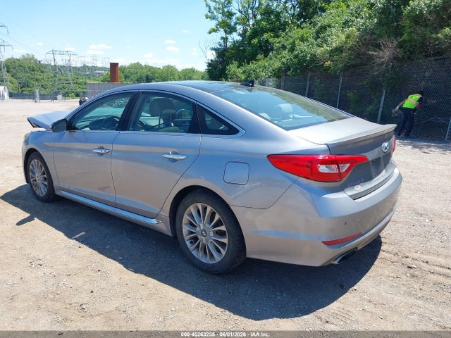 Hyundai Sonata Limited 2015 5NPE34AF1FH213459 Image 3