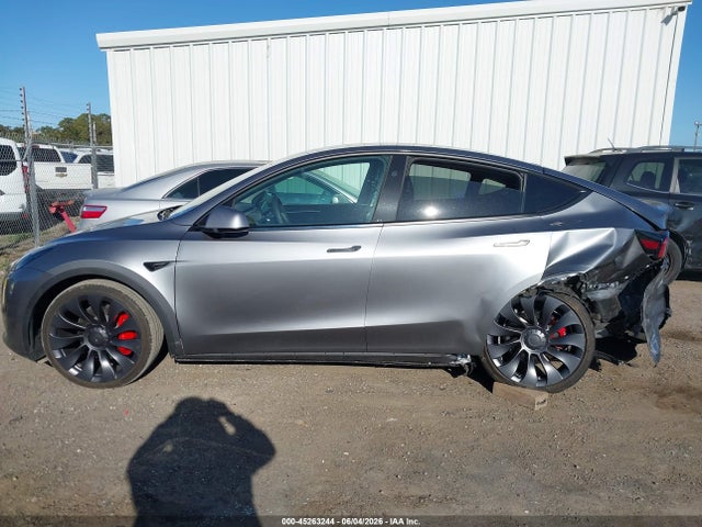 45263244 :رقم المزاد ، 7SAYGDEF8RF195060 vin ، 2024 Tesla Model Y Performance Dual Motor All-wheel Drive مزاد بيع
