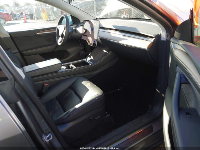 45263244 :رقم المزاد ، 7SAYGDEF8RF195060 vin ، 2024 Tesla Model Y Performance Dual Motor All-wheel Drive مزاد بيع