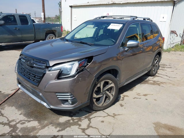 Subaru Forester Touring 2022 JF2SKARC9NH450066 Image 2