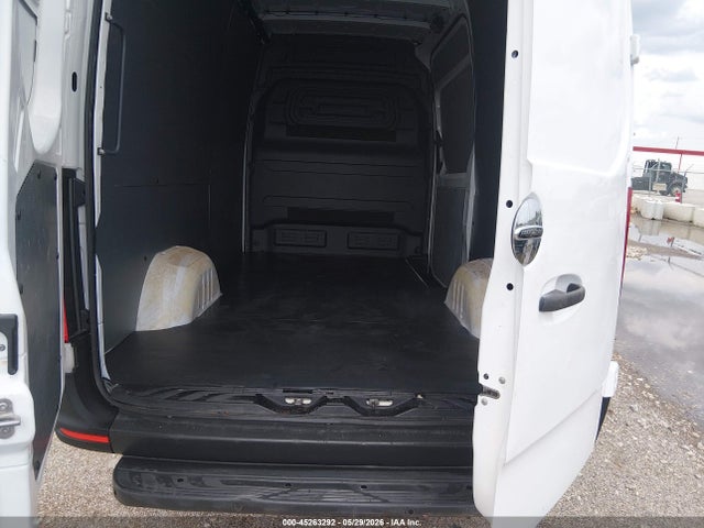Продаж на аукціоні авто 2021 Freightliner Sprinter 2500 Standard Roof I4, vin: W2Y40BHY2MT062171, номер лоту: 45263292