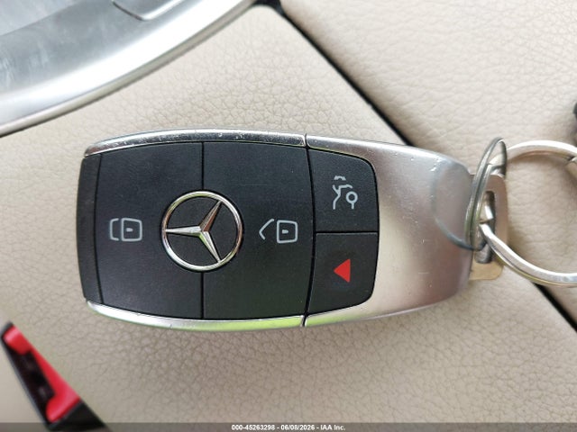 Продаж на аукціоні авто 2021 Mercedes-benz Glc 300 Suv, vin: W1N0G8DB6MF876217, номер лоту: 45263298