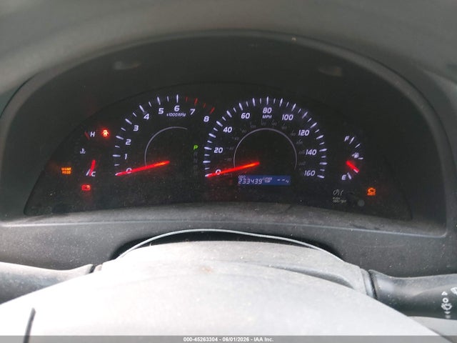 45263304 :رقم المزاد ، 4T1BK3EKXBU117591 vin ، 2011 Toyota Camry Le V6 مزاد بيع