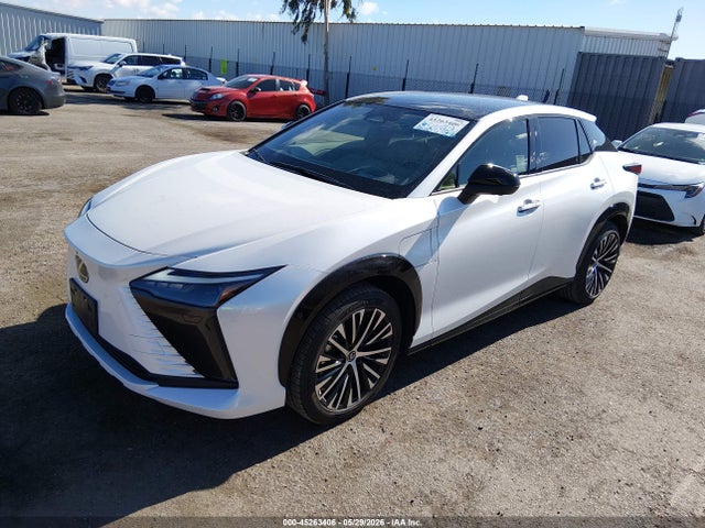 Lexus Rz 300e Premium 2024 JTJABABB6RA000818 Image 2