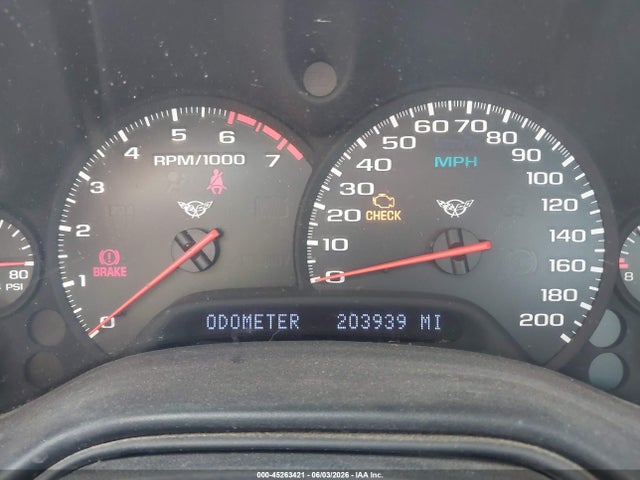 45263421 :رقم المزاد ، 1G1YY22G0W5103490 vin ، 1998 Chevrolet Corvette مزاد بيع