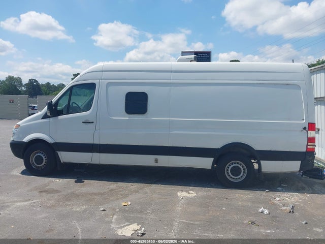 2010 Freightliner Sprinter 2500 მანქანა იყიდება აუქციონზე, vin: WDYPE8CC5A5494983, აუქციონის ნომერი: 45263450
