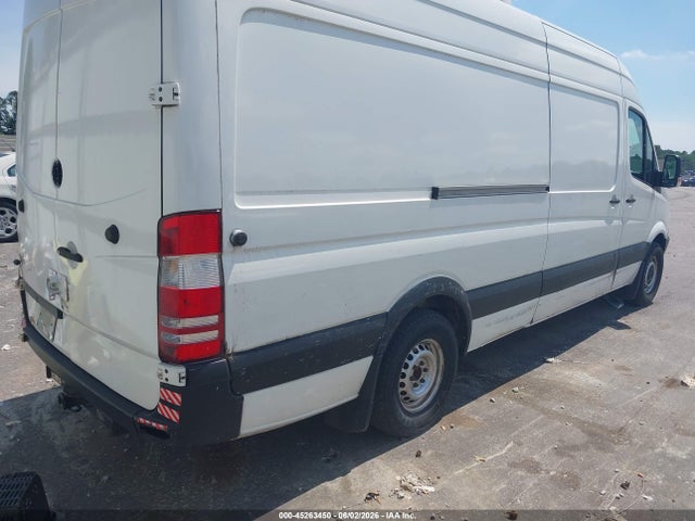 2010 Freightliner Sprinter 2500 მანქანა იყიდება აუქციონზე, vin: WDYPE8CC5A5494983, აუქციონის ნომერი: 45263450