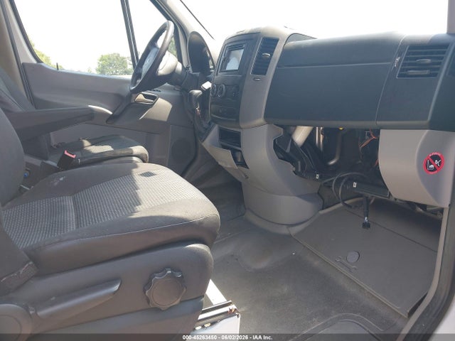 2010 Freightliner Sprinter 2500 მანქანა იყიდება აუქციონზე, vin: WDYPE8CC5A5494983, აუქციონის ნომერი: 45263450