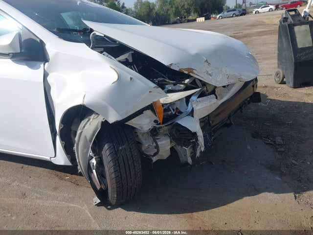 2015 Toyota Corolla L მანქანა იყიდება აუქციონზე, vin: 5YFBURHE6FP280832, აუქციონის ნომერი: 45263452